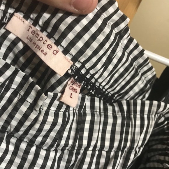 Off the shoulder black and white top - Picture 3 of 3